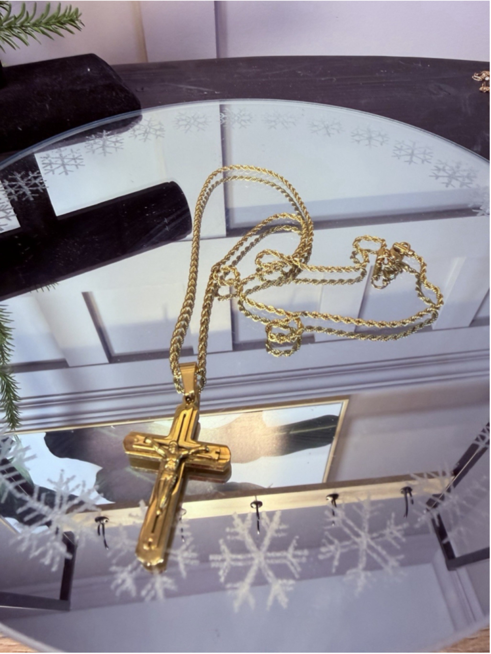 Titanium Jesus Cross Stainless Steel Gold Tone Pendant And Chain New.